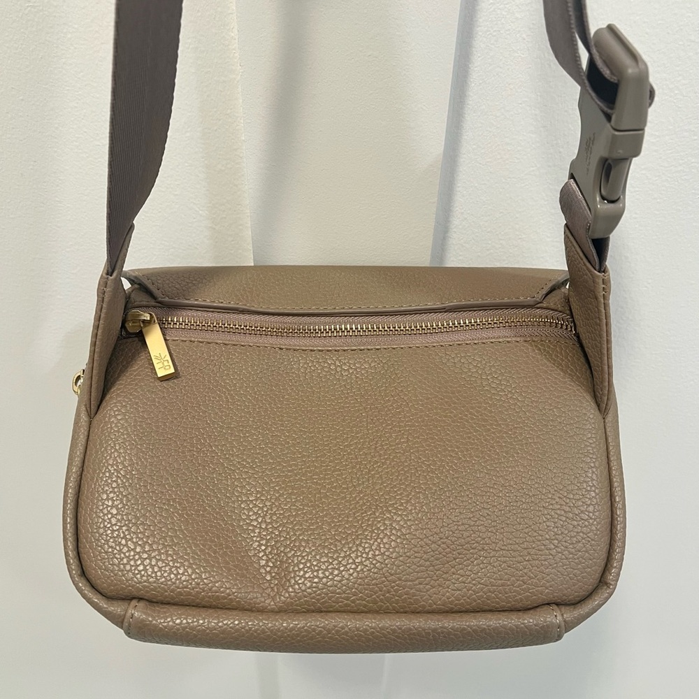 Freshly Picked Tan Baby Bag - Picture 11 of 11